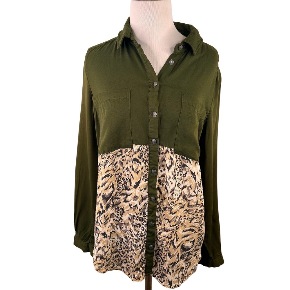 Free People Welcome to the Jungle Rayon Tunic Button Up Blouse Size Small
